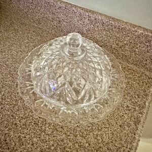 Vintage prescut pineapple pattern dish